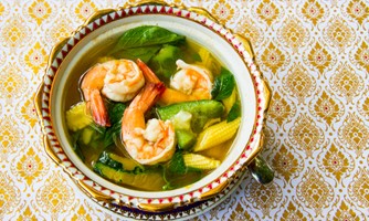 Spicy Vegetable Shrimp Soup with Basil
